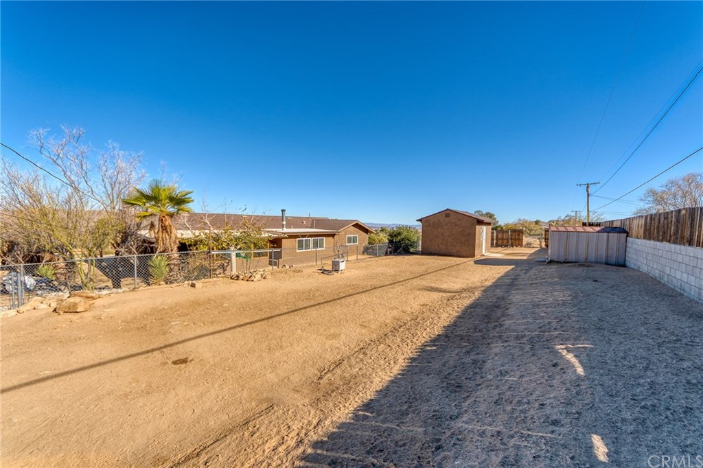 60649 Latham Trail Joshua Tree, CA 92252 - Photo 16 of 17