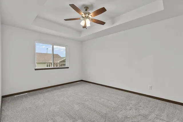 $389,900 | 503 Founders Way, Little Chute, WI 54140