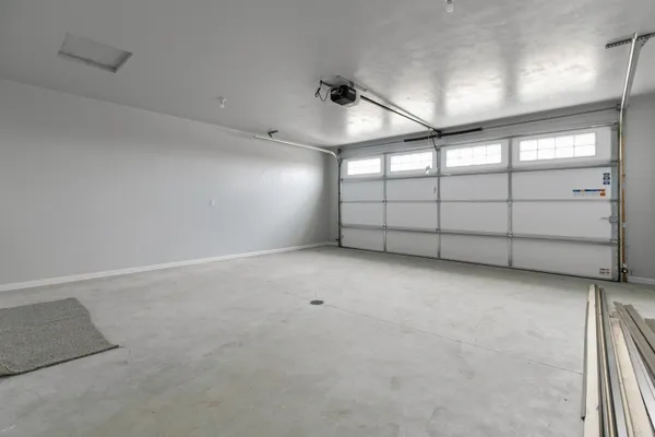 $379,900 | 503 Founders Way, Little Chute, WI 54140