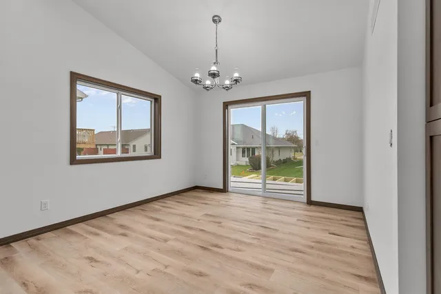 $389,900 | 503 Founders Way, Little Chute, WI 54140