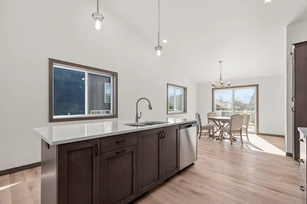 $379,900 | 503 Founders Way, Little Chute, WI 54140