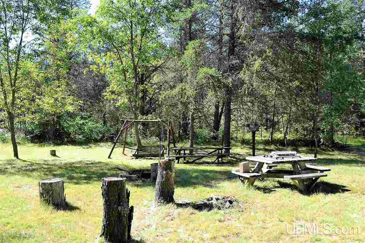 2260 West Co Road Gwinn, MI 49841 - Photo 4 of 13