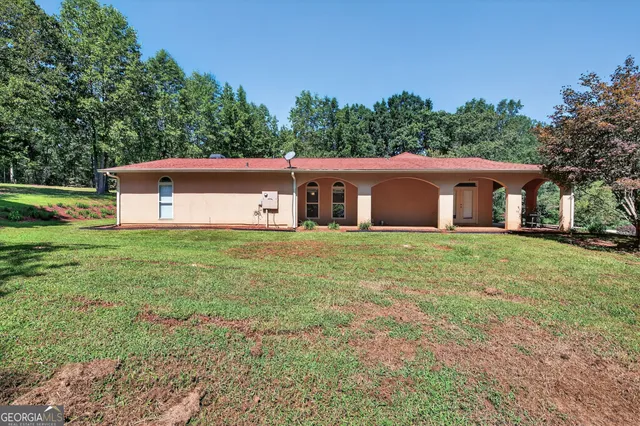 $699,900 | 1583 Hickory Flat Road, Gillsville, GA 30543