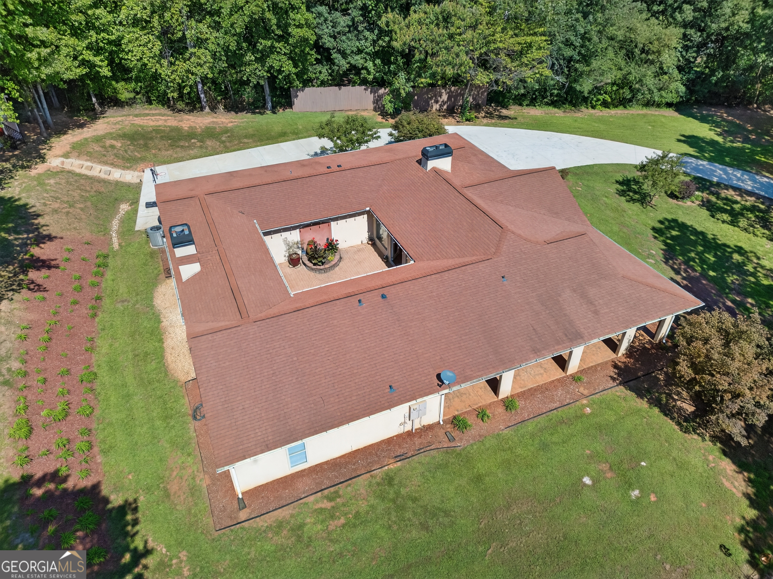 1583 Hickory Flat Road Gillsville, GA 30543 - Photo 66 of 79 an aerial view of a house with a yard