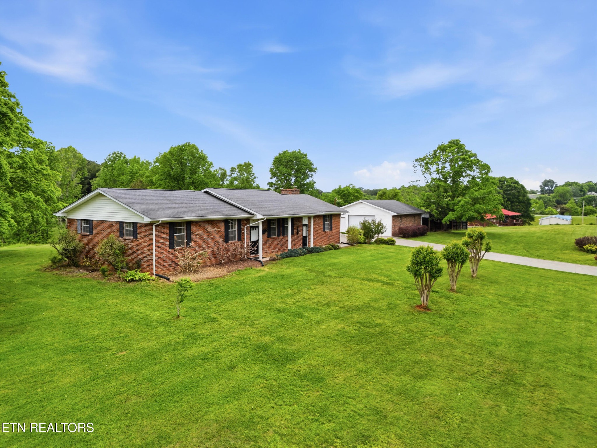 355 Crock Road Loudon, TN 37774 - Photo 33 of 46 Gallery Image 33