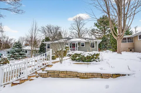 $625,000 | 9 Frederick Circle, Madison, WI 53711