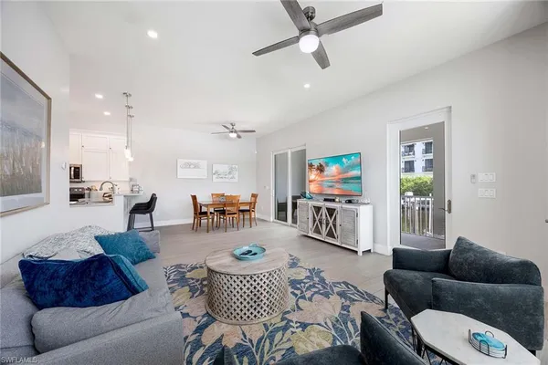 $9,000 | 1395 Curlew Avenue, Unit 43, Naples, FL 34102