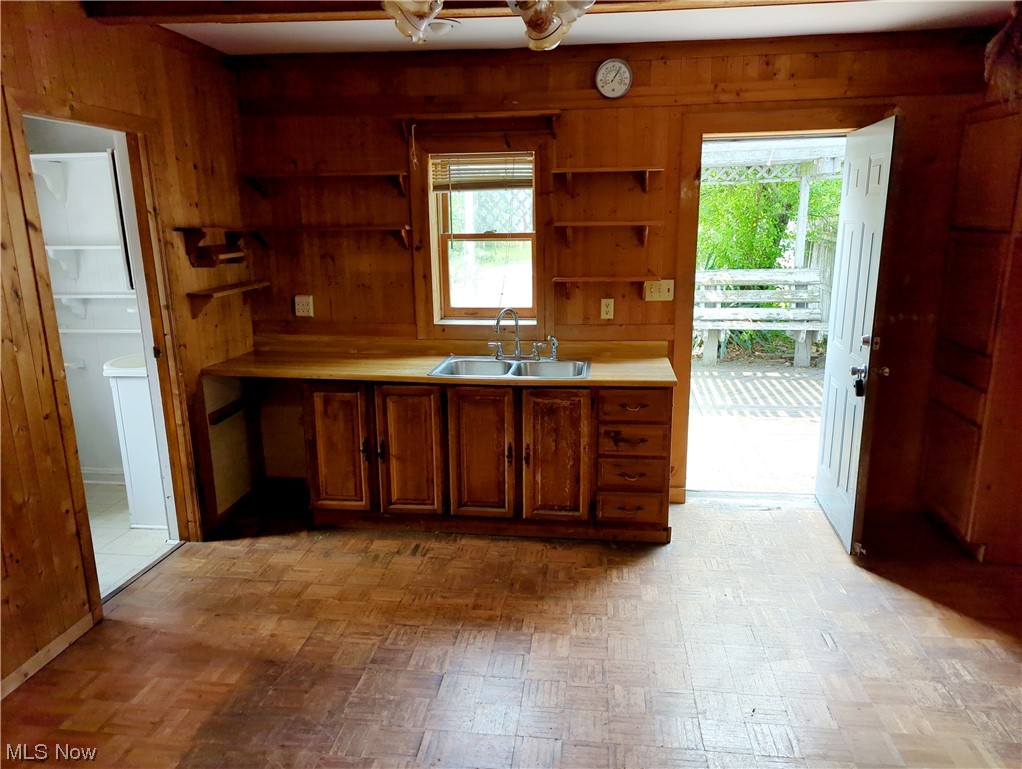 3578 Kimmel Road Cleveland, OH 44105 - Photo 6 of 22 Gallery Image 6