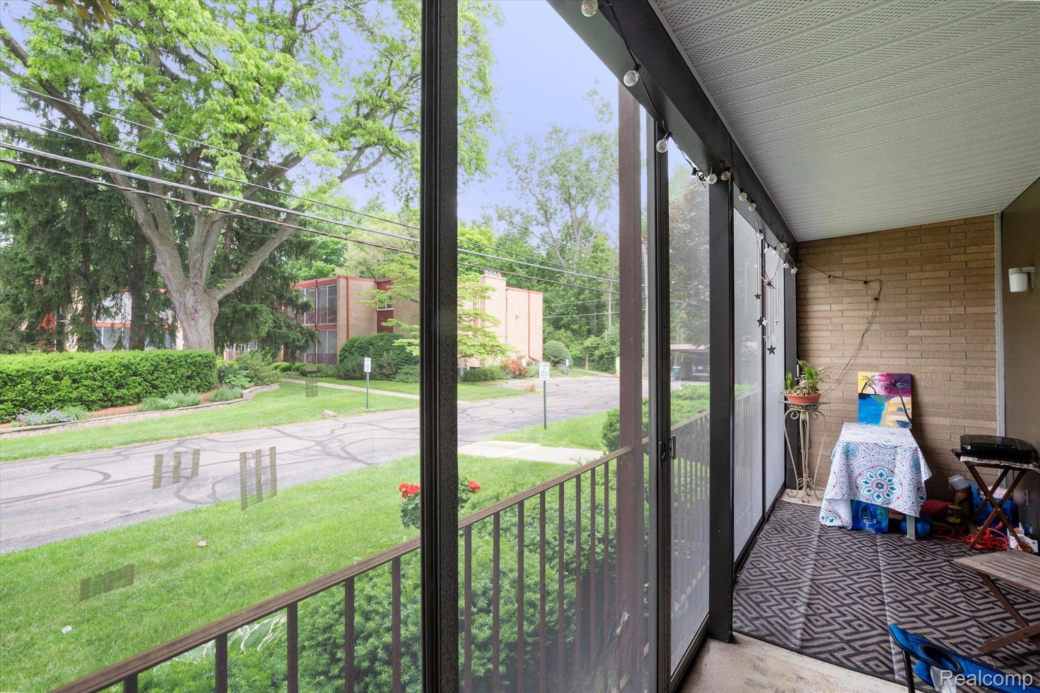 16573 Middlebelt Road Livonia, MI 48154 - Photo 17 of 23 Gallery Image 17