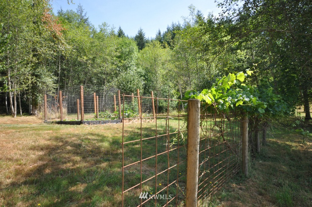 20344 Van Dyke Road Southwest Rochester, WA 98579 - Photo 14 of 24