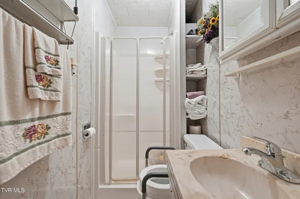 $179,999 | 11413 Lyons Fork, Coeburn, VA 24230