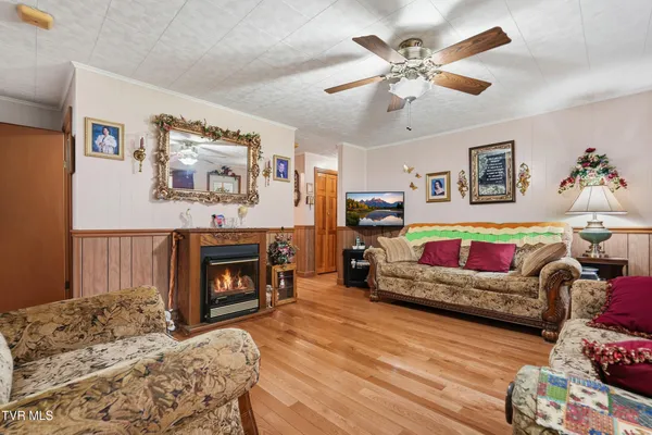 $179,999 | 11413 Lyons Fork, Coeburn, VA 24230