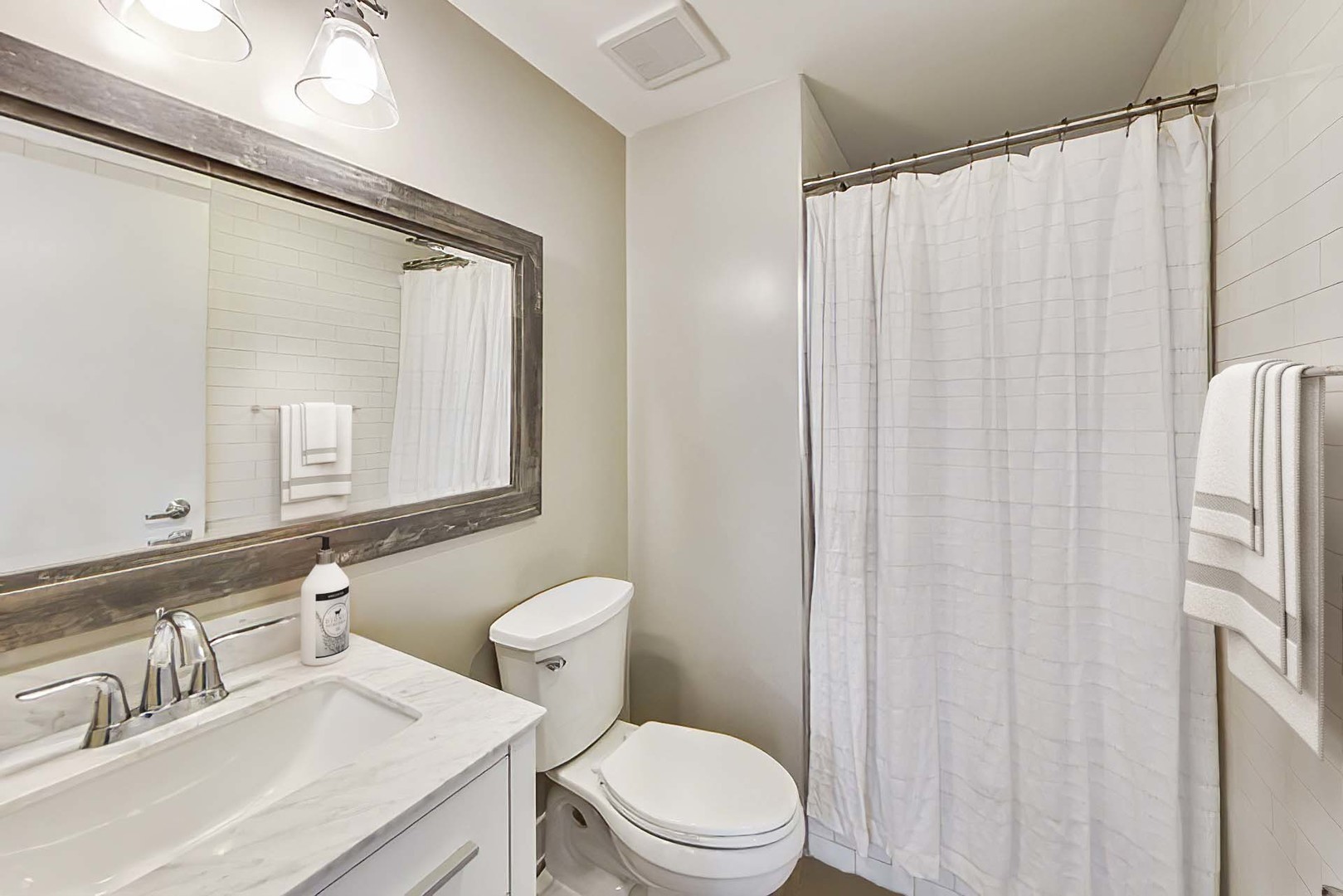 110 North Peoria Street, Unit 205 Chicago, IL 60607 - Photo 18 of 41