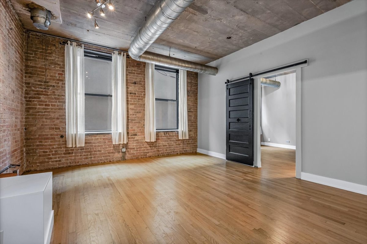 110 North Peoria Street, Unit 205 Chicago, IL 60607 - Photo 28 of 41