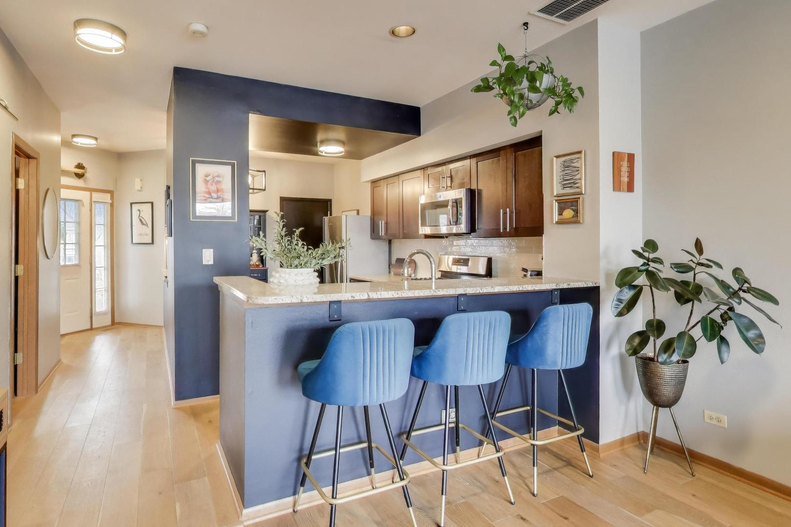 1052 Ripple Ridge Darien, IL 60561 - Photo 12 of 26