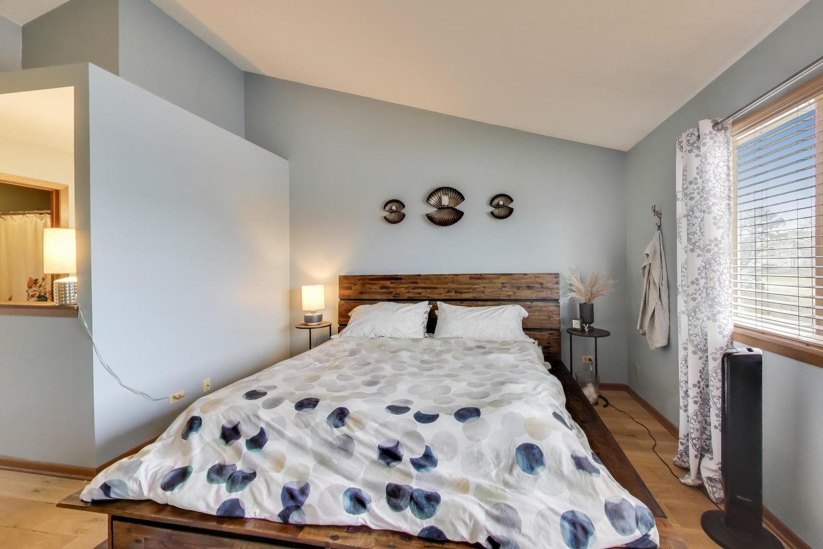 1052 Ripple Ridge Darien, IL 60561 - Photo 14 of 26