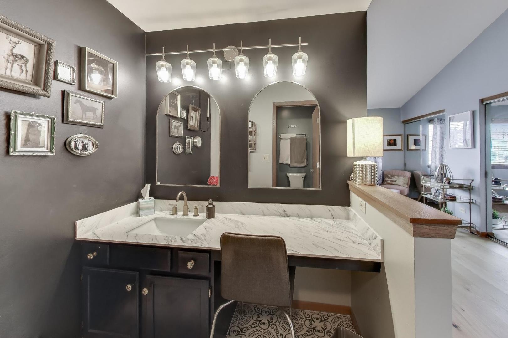 1052 Ripple Ridge Darien, IL 60561 - Photo 16 of 26