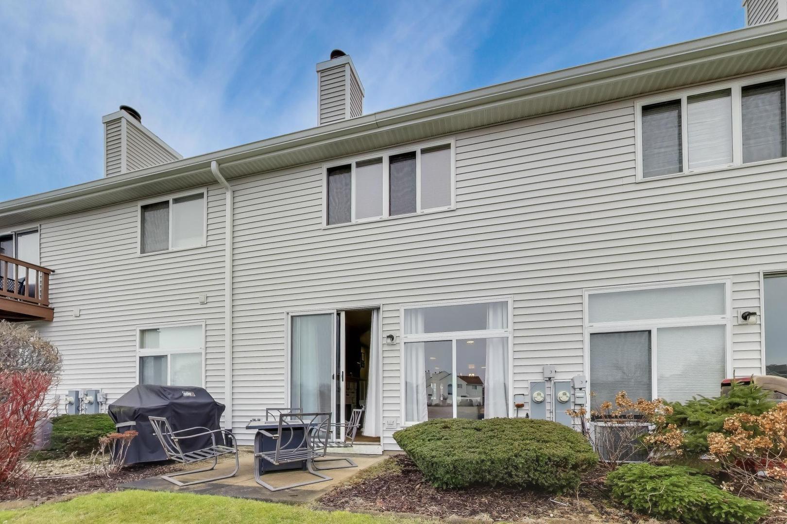 1052 Ripple Ridge Darien, IL 60561 - Photo 22 of 26