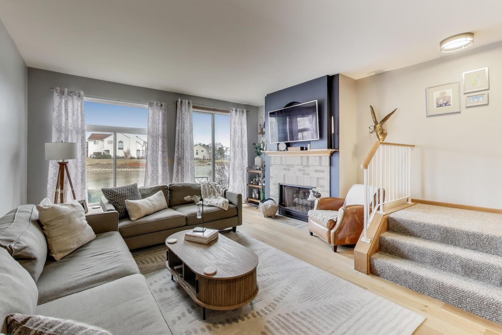 1052 Ripple Ridge Darien, IL 60561 - Photo 9 of 26