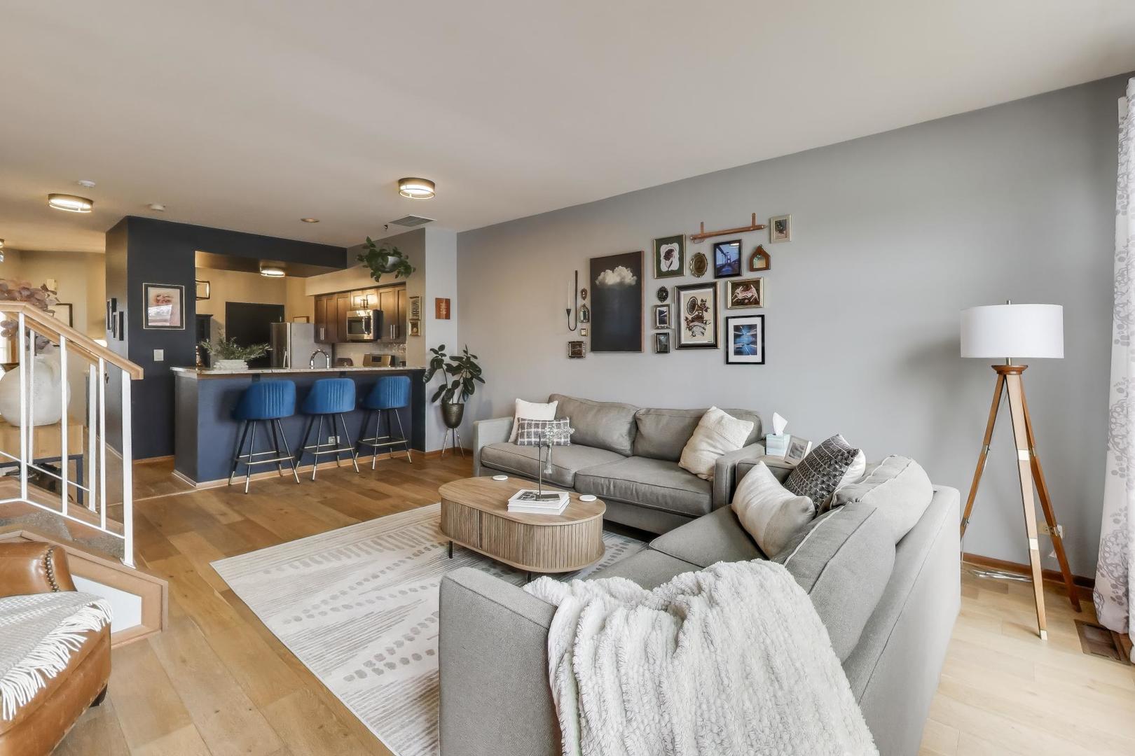 1052 Ripple Ridge Darien, IL 60561 - Photo 10 of 26