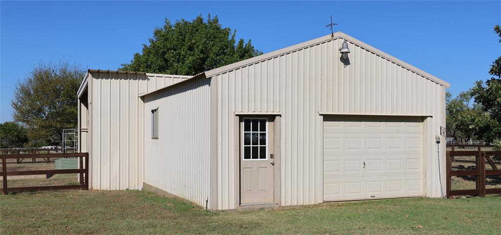 4821 New Hope Road Aubrey, TX 76227 - Photo 6 of 35