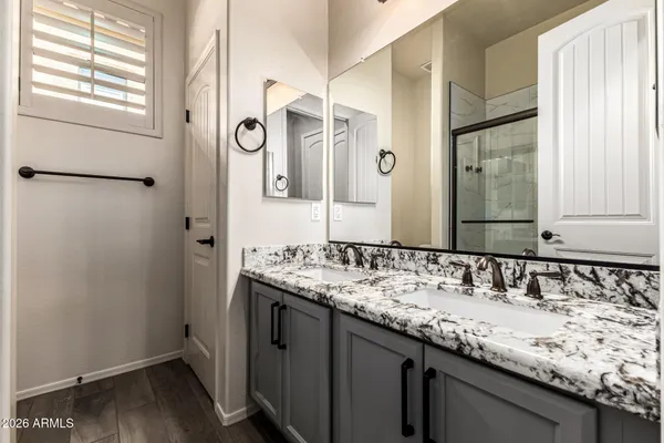 $1,025,000 | 2046 North Steele Circle, Mesa, AZ 85207