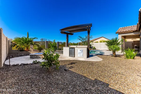 $1,025,000 | 2046 North Steele Circle, Mesa, AZ 85207