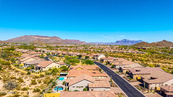 $1,025,000 | 2046 North Steele Circle, Mesa, AZ 85207