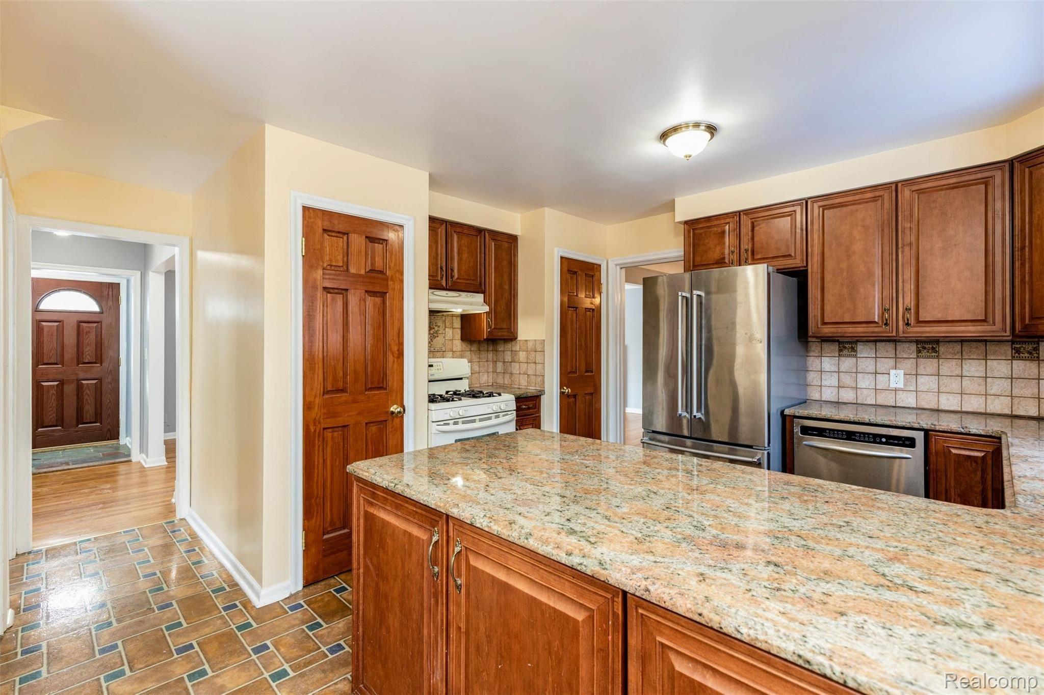 1442 Devonshire Road Grosse Pointe, MI 48230 - Photo 11 of 48 untitled-18.jpg
