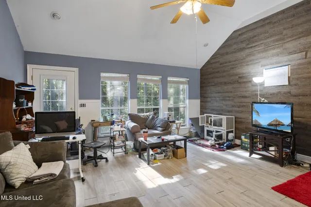 $180,900 | 105 Green Bay Drive, Petal, MS 39465