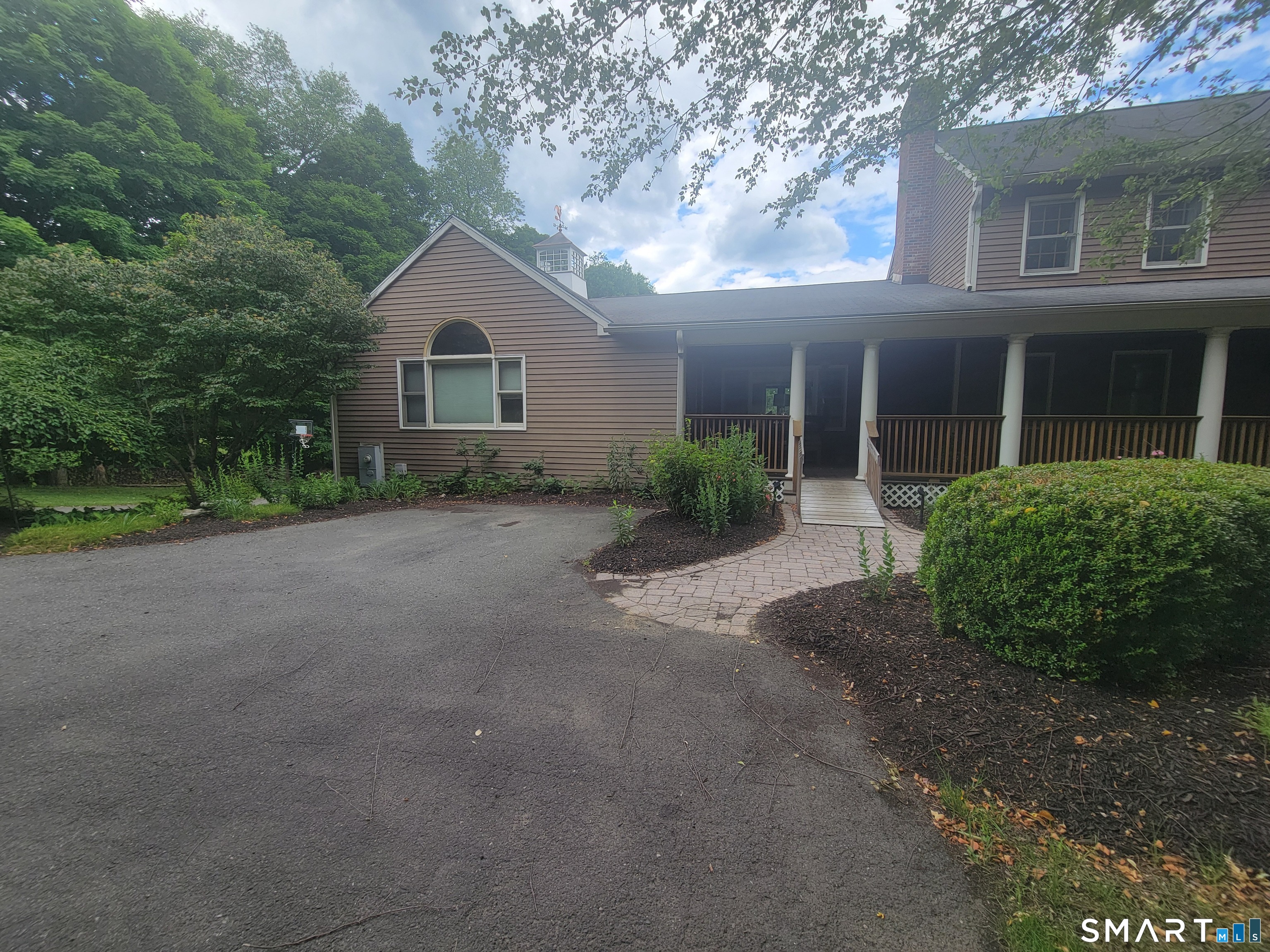 11 Gopher Road Newtown, CT 06470 - Photo 8 of 29