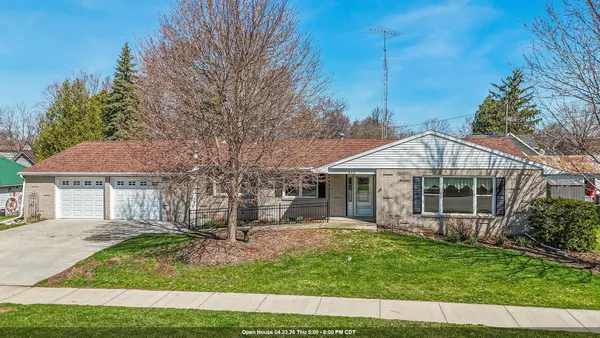 $324,900 | 410 West Main Street, Winneconne, WI 54986