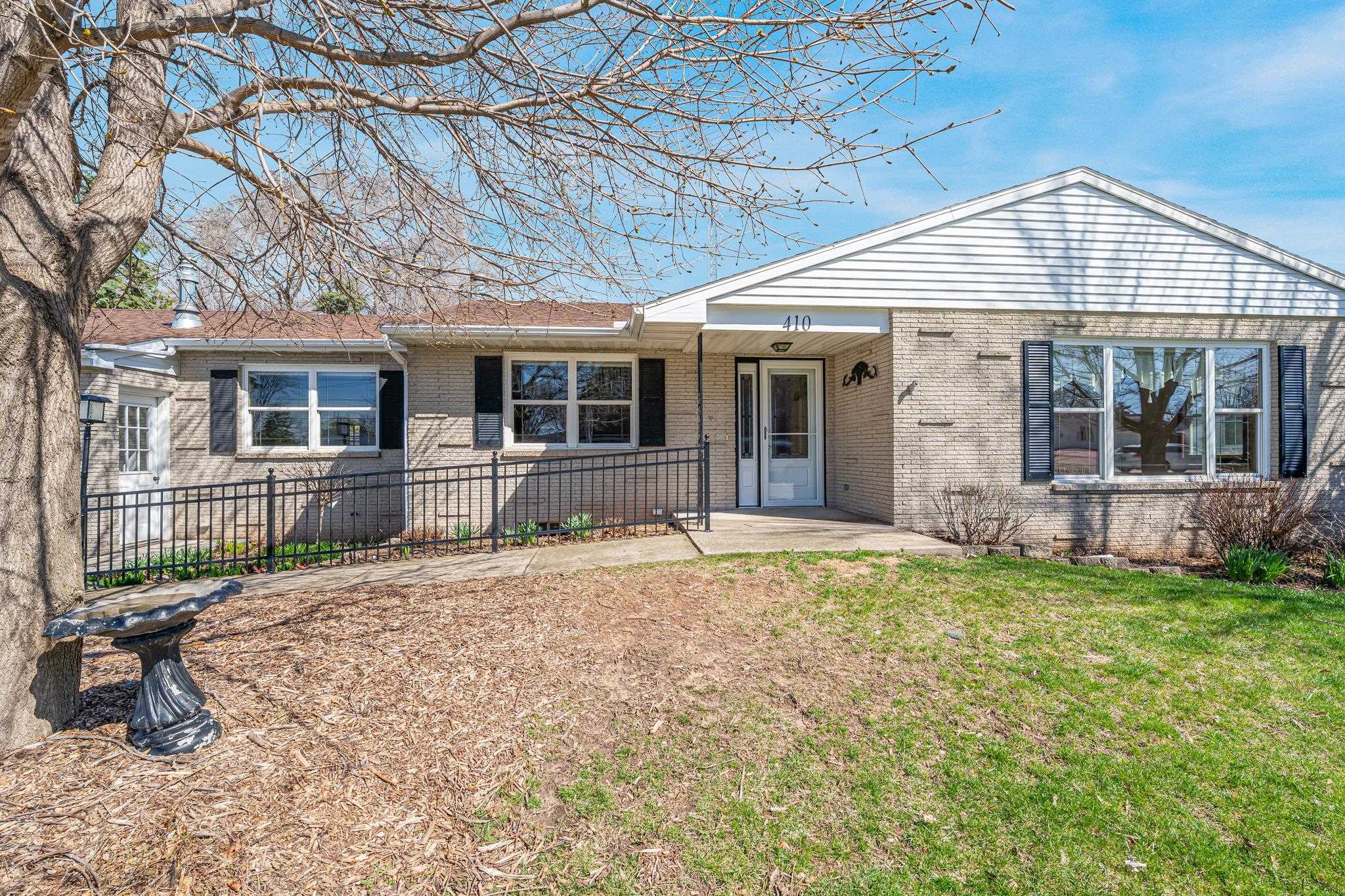 410 West Main Street Winneconne, WI 54986 - Photo 2 of 43