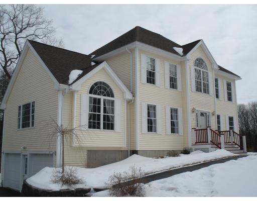 29 Colonial Farm Road Haverhill, MA 01832 - Photo 1 of 18 Gallery Image 1