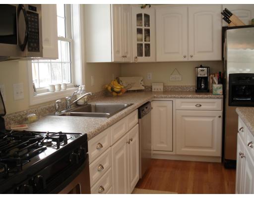 29 Colonial Farm Road Haverhill, MA 01832 - Photo 5 of 18 Gallery Image 5