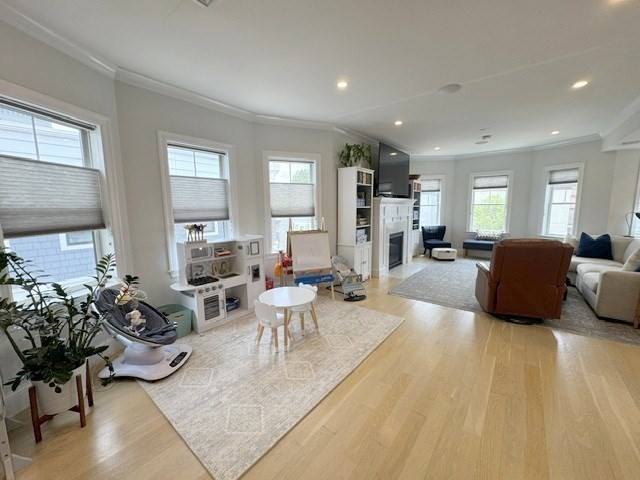 22 Roseclair Street, Unit 3 Boston, MA 02125 - Photo 6 of 20