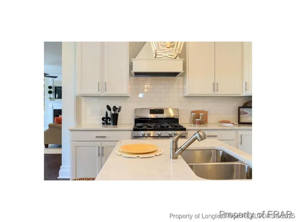 $2,700 | 220 Hugh Shelton Loop, Unit 201, Fayetteville, NC 28301