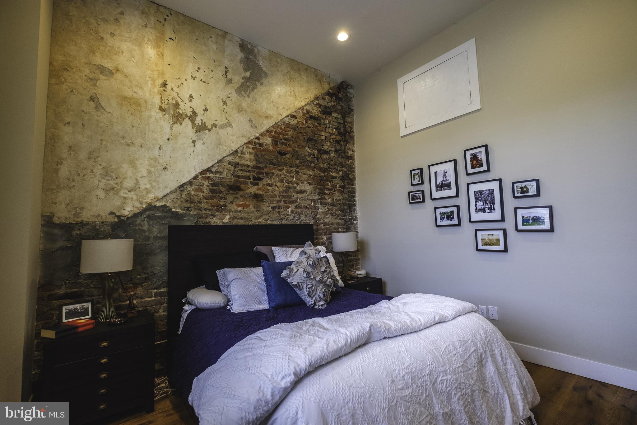 705-7 South 5th Street, Unit 203 Philadelphia, PA 19147 - Photo 3 of 8