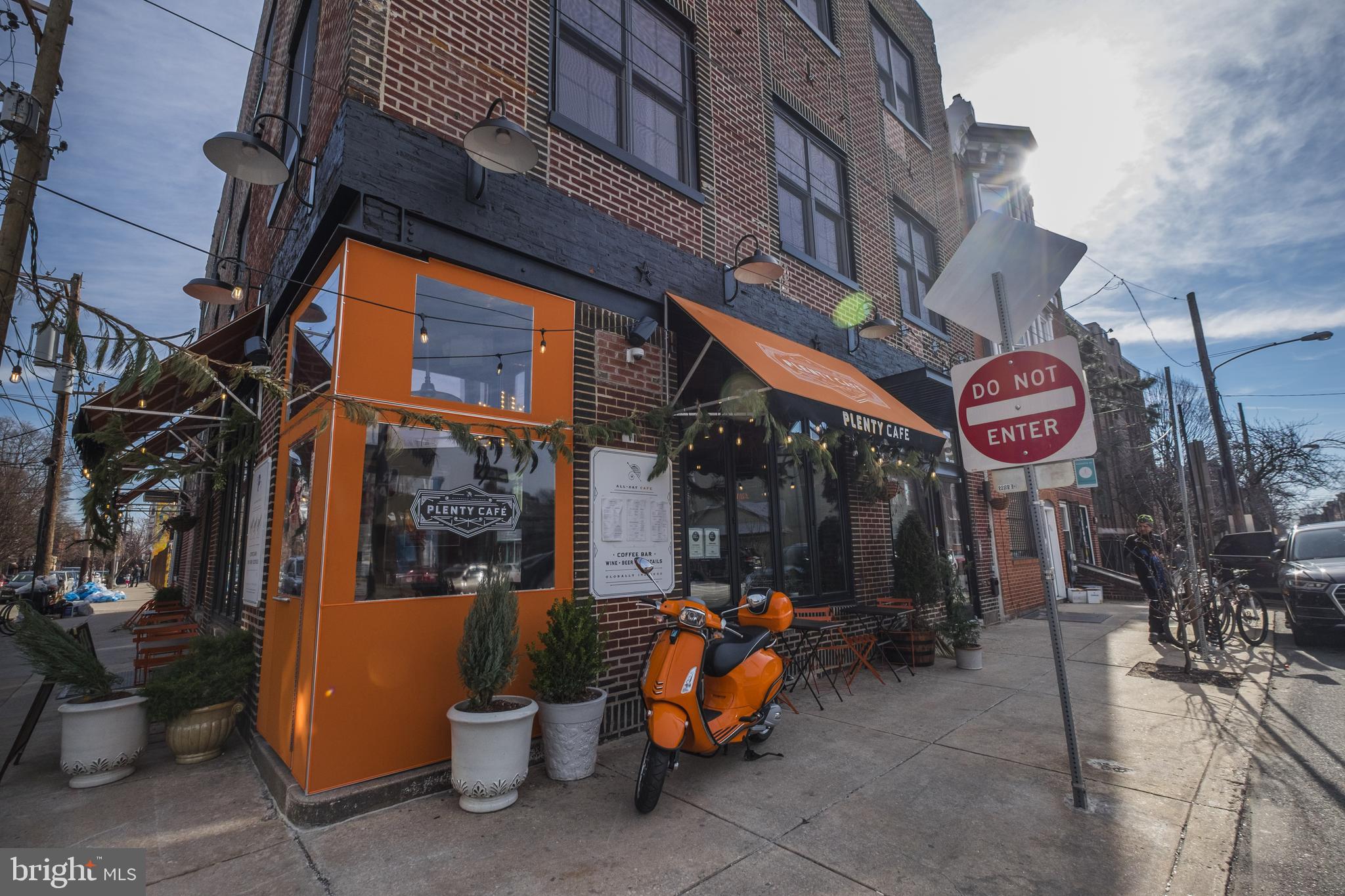 705-7 South 5th Street, Unit 203 Philadelphia, PA 19147 - Photo 8 of 8