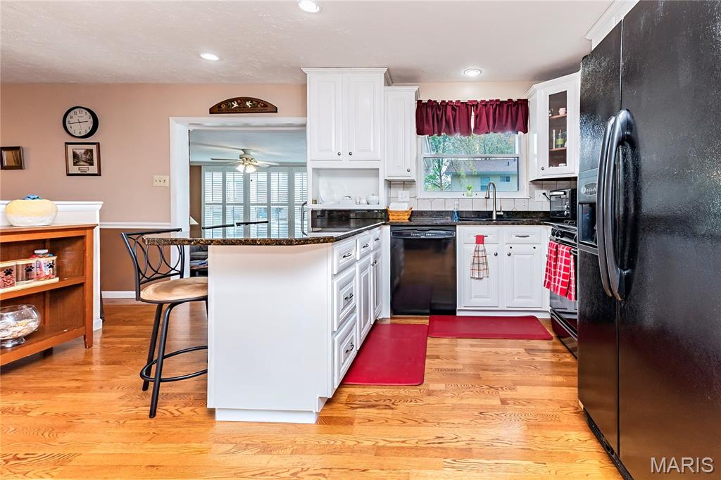 2140 Pierport Circle St. Louis, MO 63129 - Photo 12 of 50