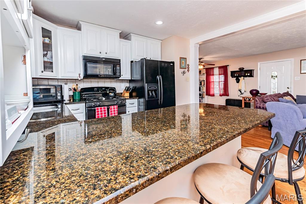 2140 Pierport Circle St. Louis, MO 63129 - Photo 13 of 50
