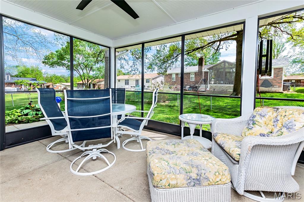 2140 Pierport Circle St. Louis, MO 63129 - Photo 24 of 50