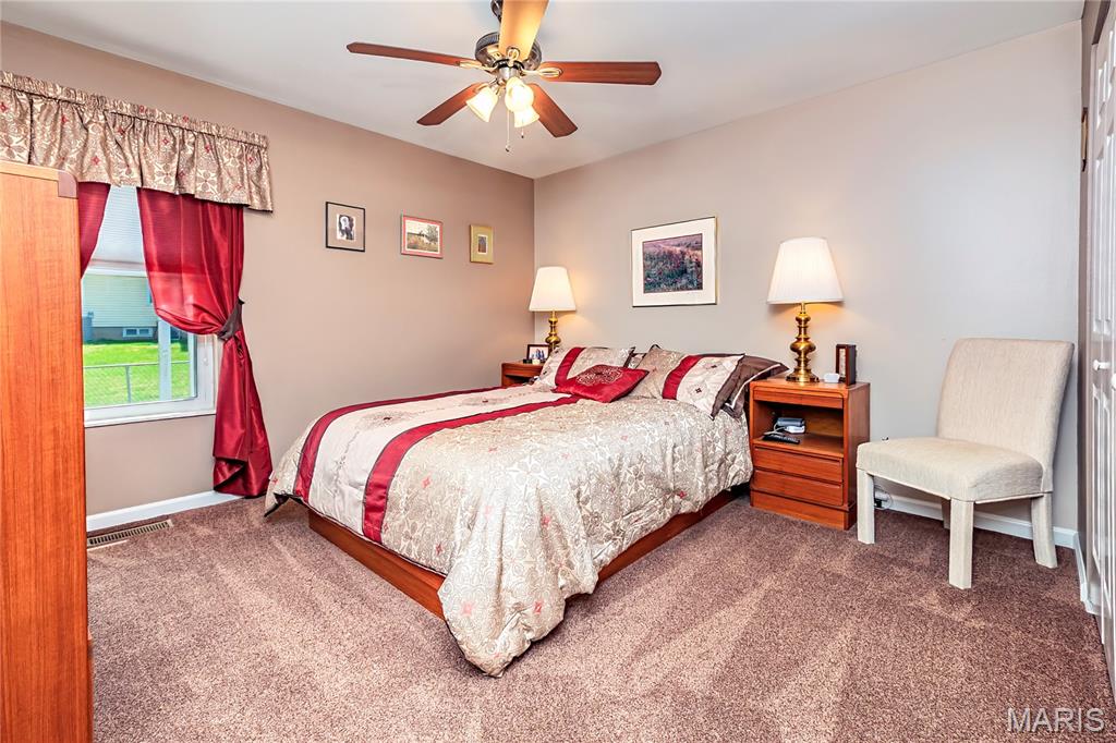2140 Pierport Circle St. Louis, MO 63129 - Photo 30 of 50