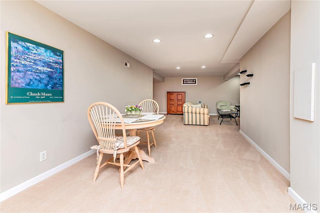2140 Pierport Circle St. Louis, MO 63129 - Photo 34 of 50