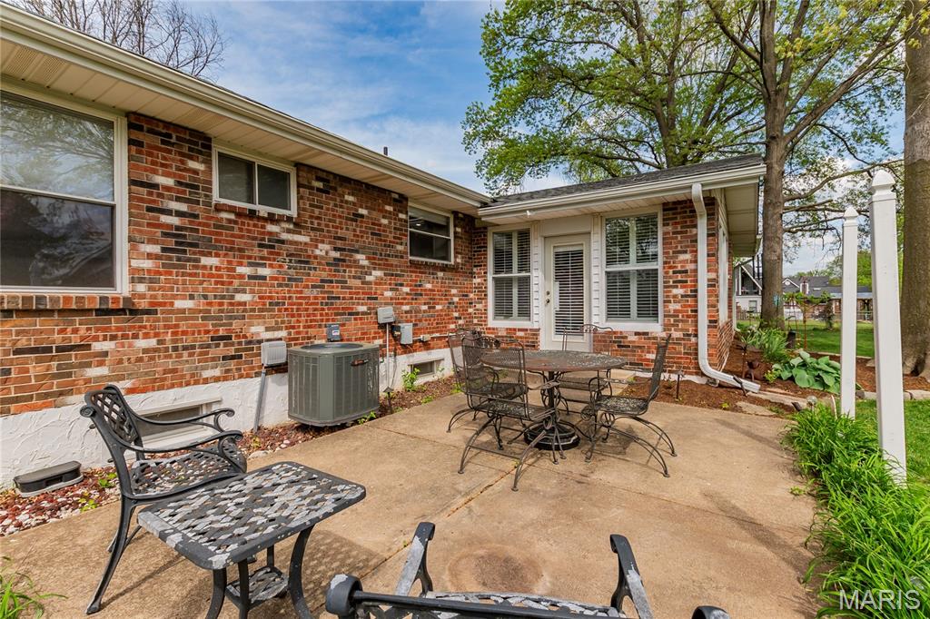 2140 Pierport Circle St. Louis, MO 63129 - Photo 42 of 50