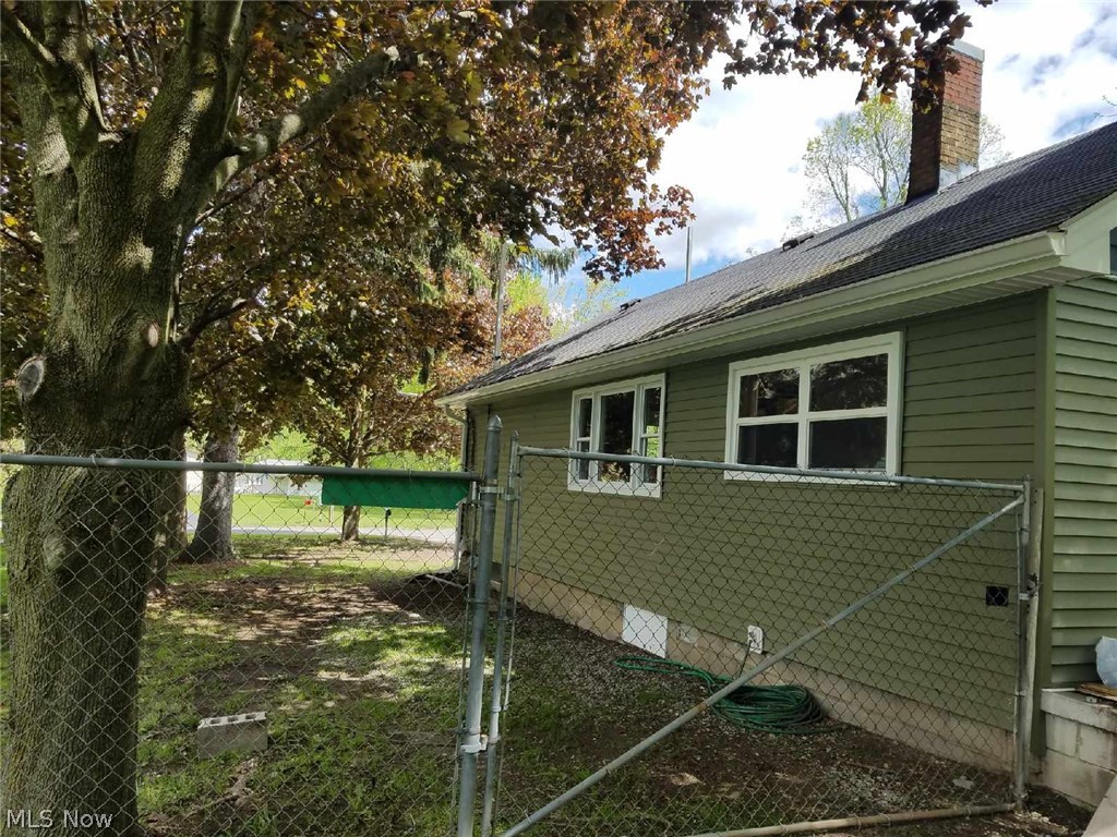 1570 East County Line Road Mineral Ridge, OH 44440 - Photo 17 of 21 Gallery Image 17