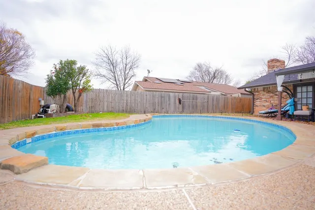 $299,000 | 5334 Heather Glen Drive, Garland, TX 75043