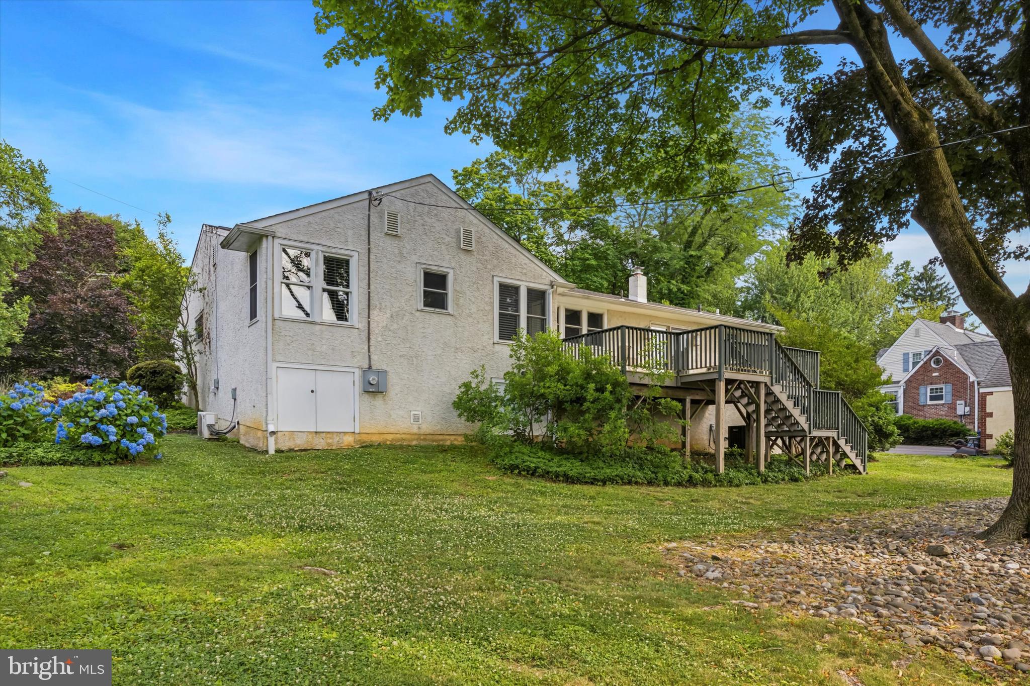 1556 Huntingdon Road Abington, PA 19001 - Photo 41 of 52
