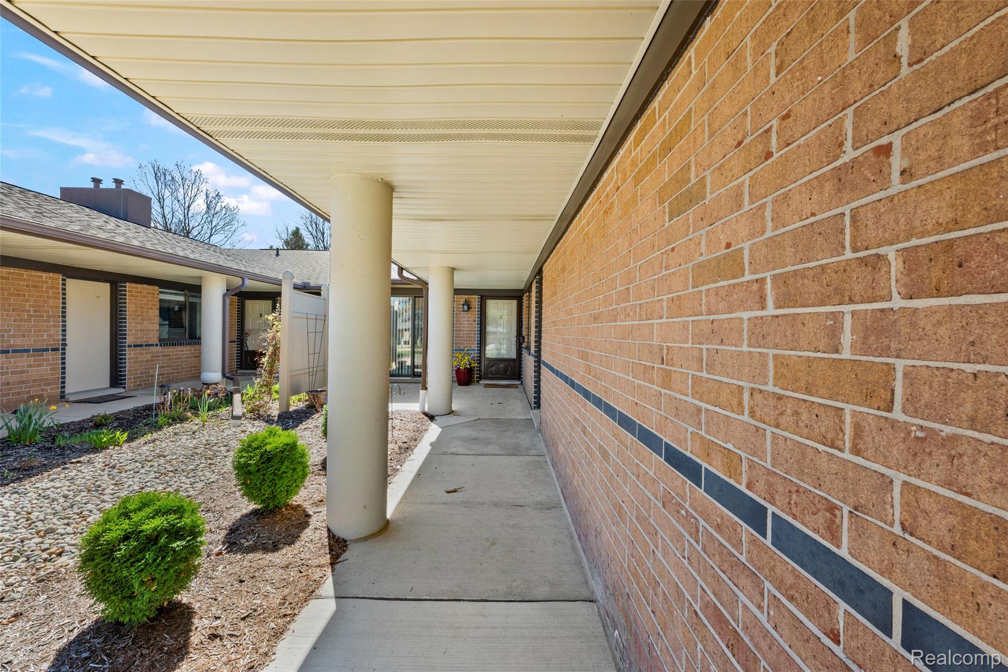 985 Wexford Way, Unit 34 Rochester, MI 48307 - Photo 3 of 31 985 Wexford Way_03.jpg