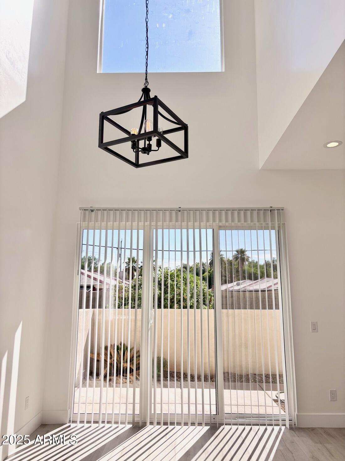 4050 North 12th Street, Unit 6 Phoenix, AZ 85014 - Photo 5 of 50 a view of a balcony